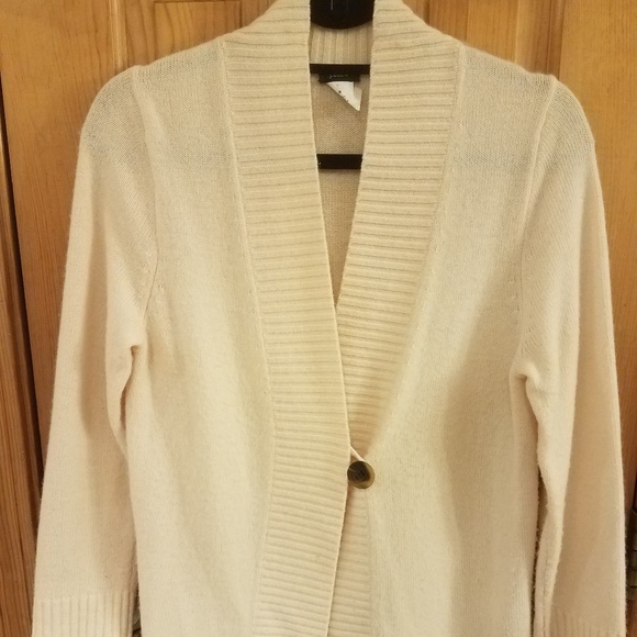 J. Crew Sweaters - J.Crew Light Pink Sweater